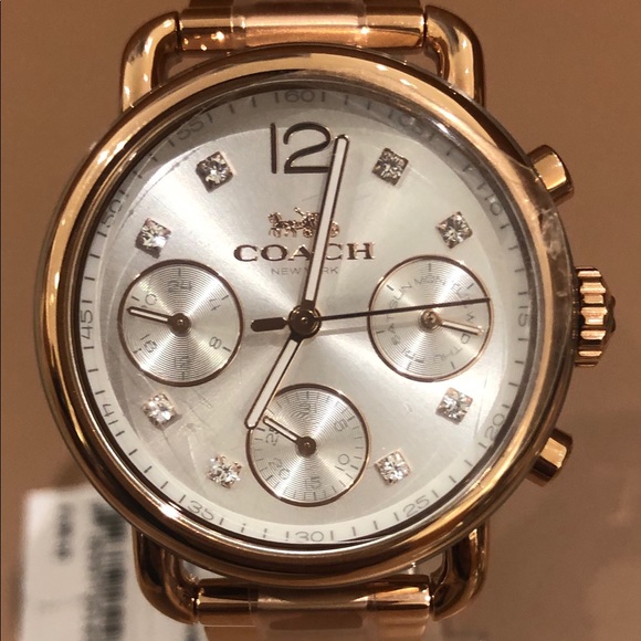 New coach watch - Picture 3 of 4